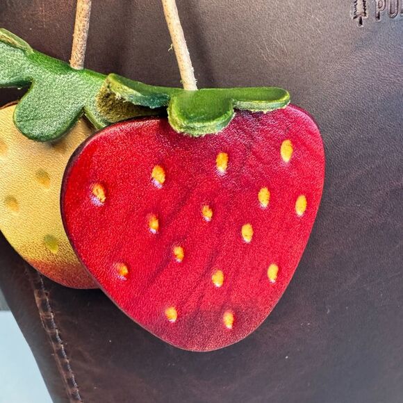 Strawberry Bag Charm Genuine Leather Crossbody Purse Bag NEW - Picture 3 of 8
